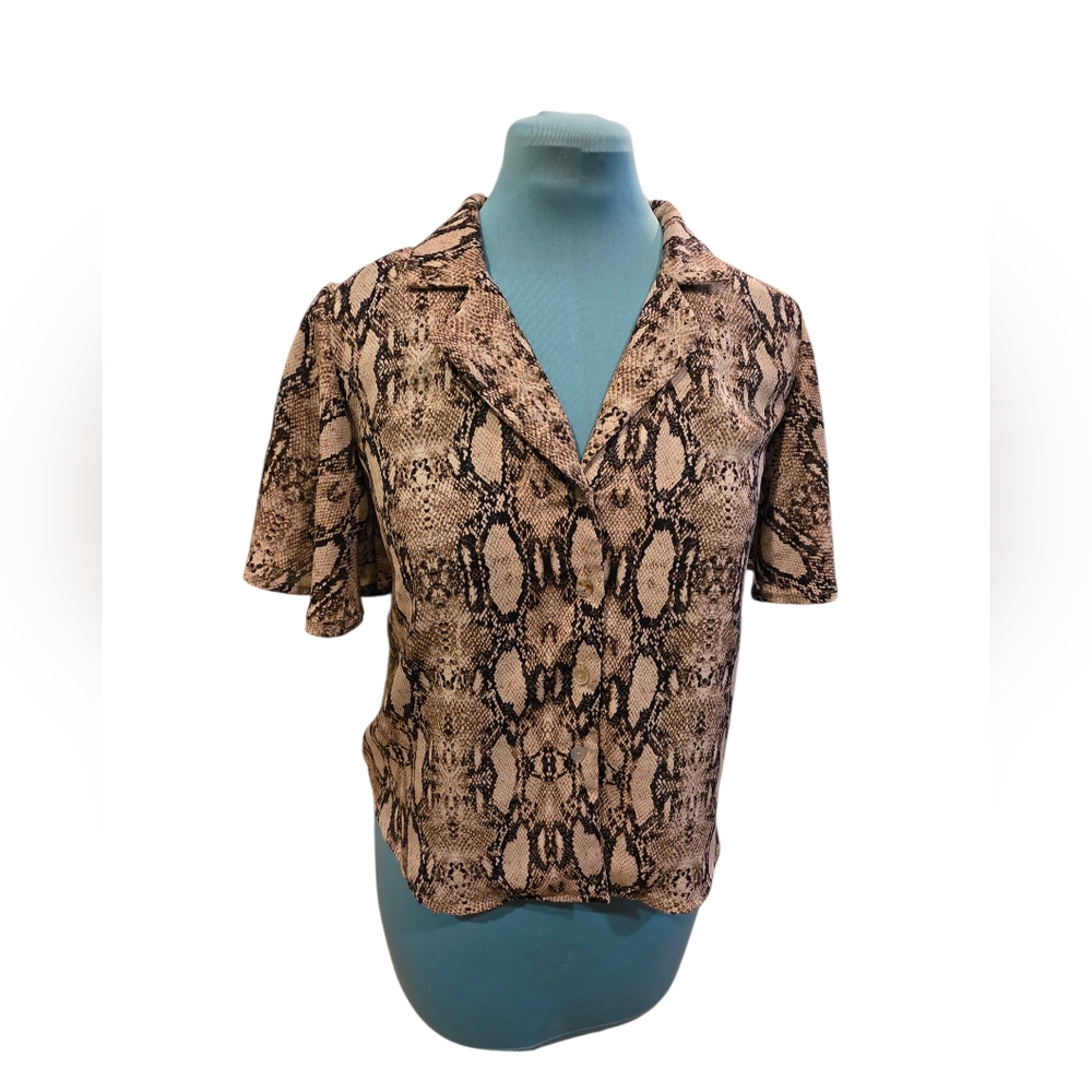 By Together – Shirt – Size Small – Snake Print